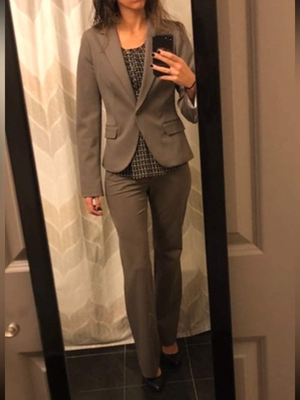 Women's Taupe Tailored Dress Pants and Blazer Jacket 2 piece Suit